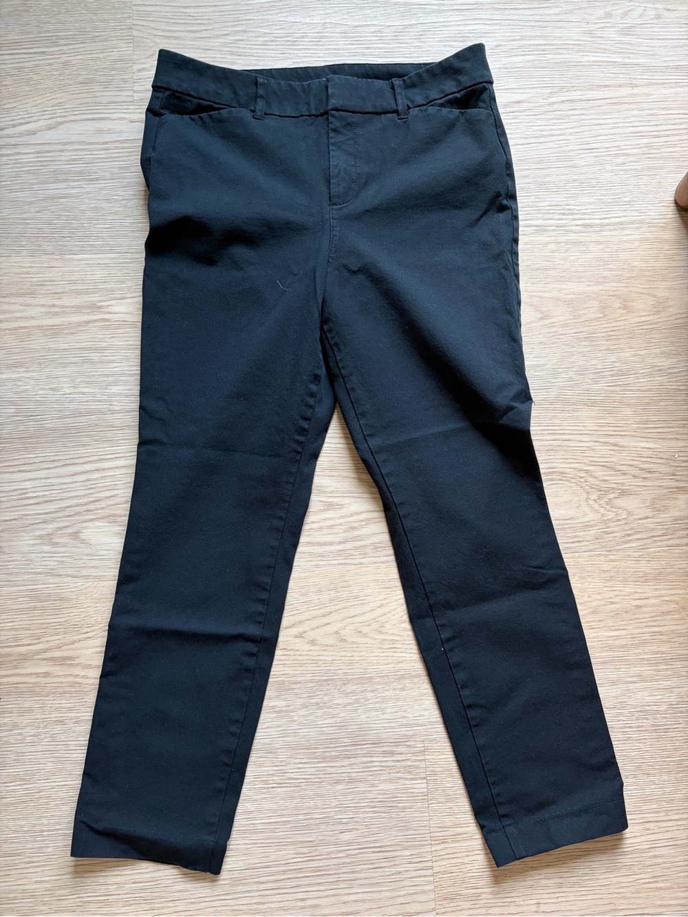 Women’s Black Pixie Ankle Pants